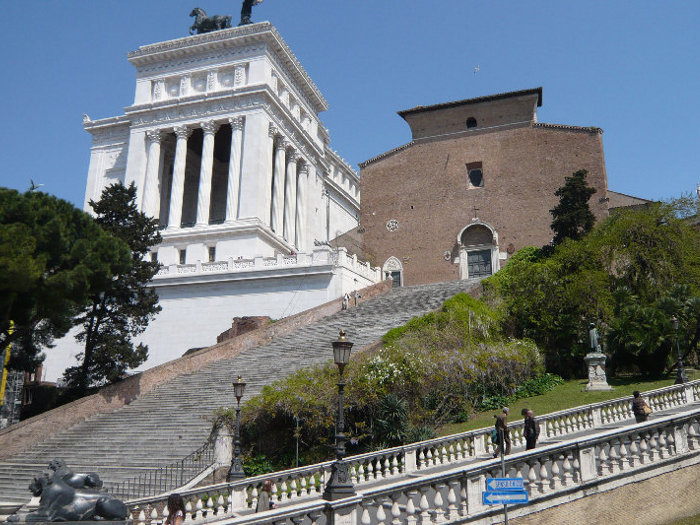 SANTA MARIA IN ARACOELI AL CAMPIDOGLIO